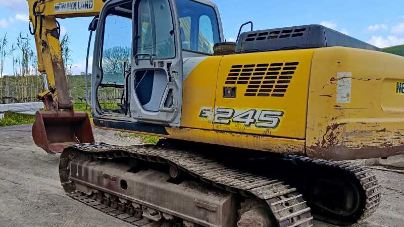 OmecoHub - NEW HOLLAND E245